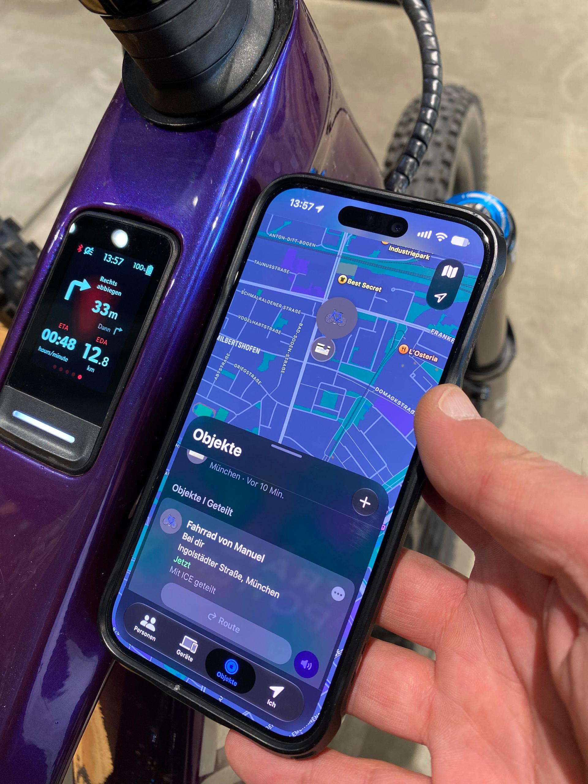 Giant E-Bike mit Display und Smartphone zur Ortung