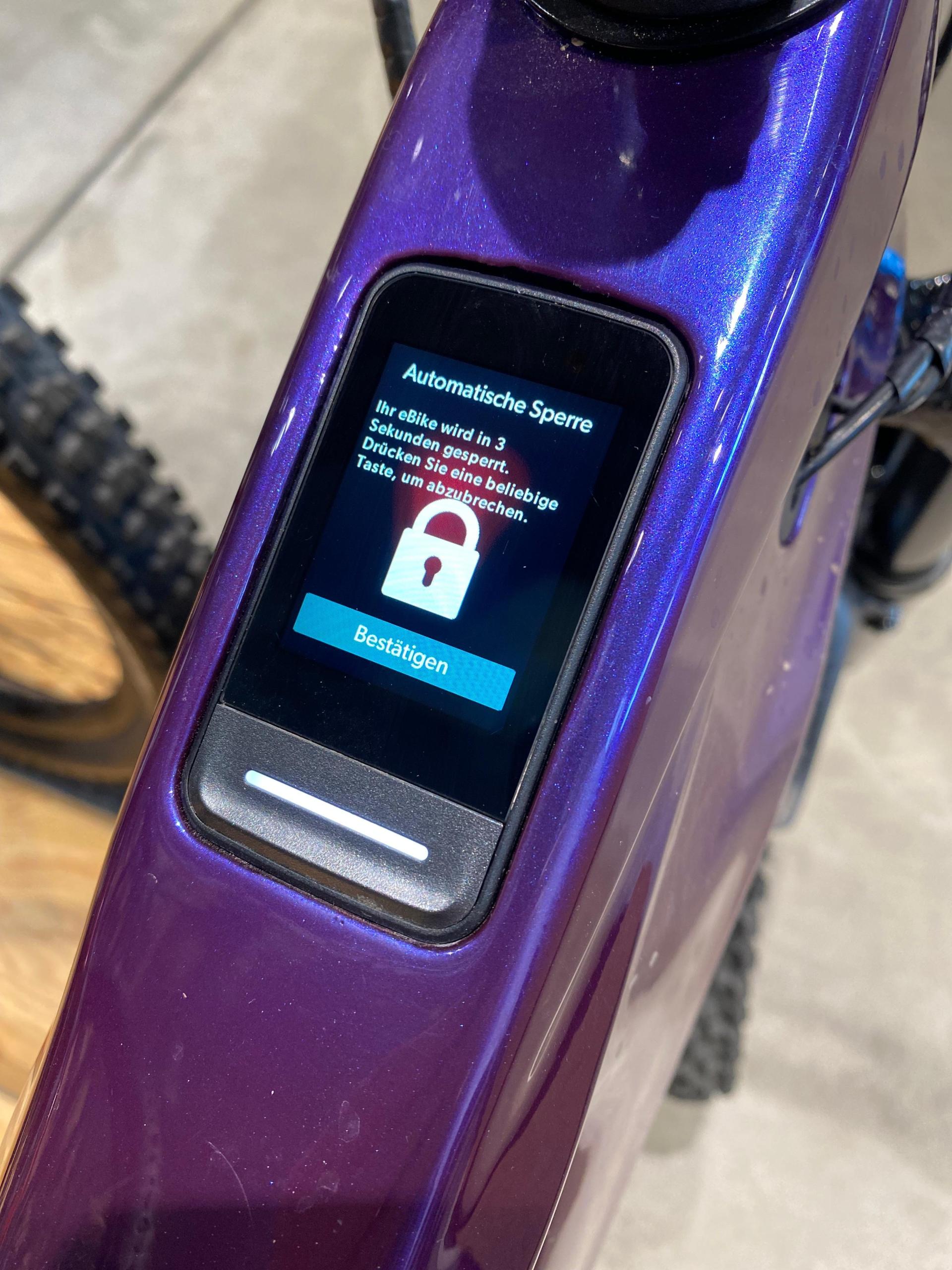 Elektronische E-Lock-Sperre auf dem Giant Display